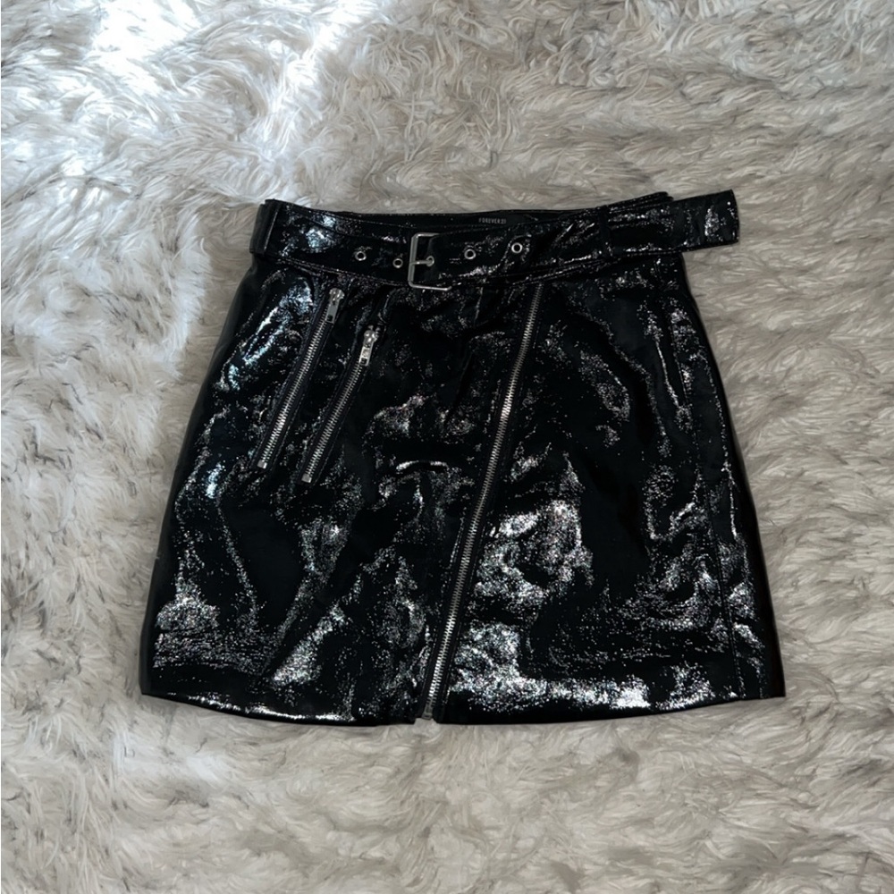 Forever 21 Black Vinyl Mini Skirt Size Small
